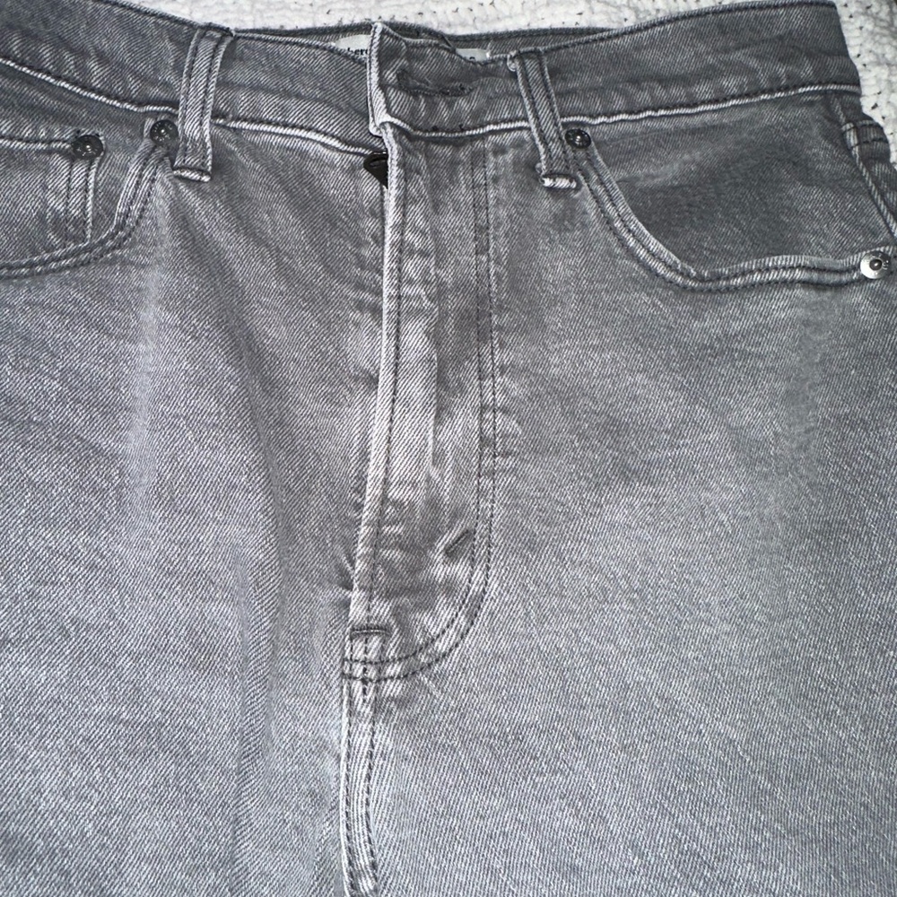 Abercrombie & Fitch the ankle straight ultra high-rise Jean in grey